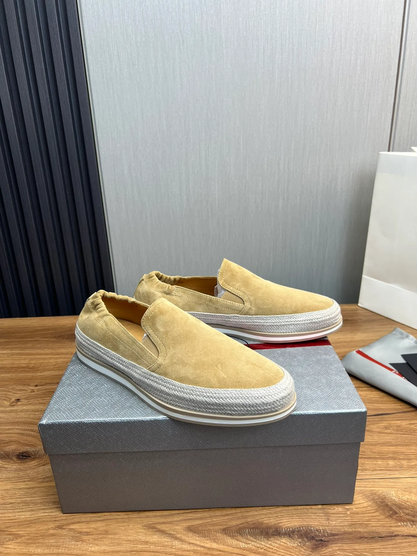 Men's shoes 💰540💰 [PRADA] Men's shoes are popular in the counter, official website is synchronized, 1 high-quality shipment ✔️Original frosted cowhide + cowhide lining, 1🆚1 replica, original sole, 38-45 (45 customized, non-refundable)